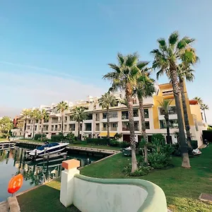  Apartment Alboaire- Waterfront Luxury 4 Bedroom In The Marina Of Spain